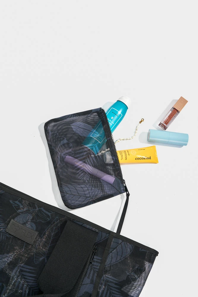 Big Beach Carryall Bag - Midnight Palm - Image 9