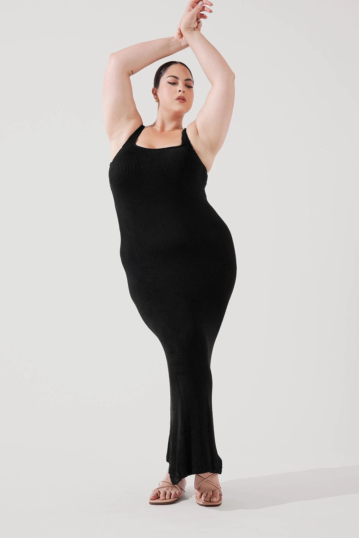 Hourglass Maxi Dress - Black - Image 7