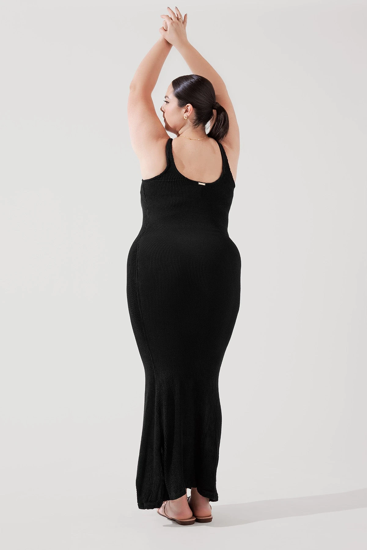 Hourglass Maxi Dress - Black - Image 9