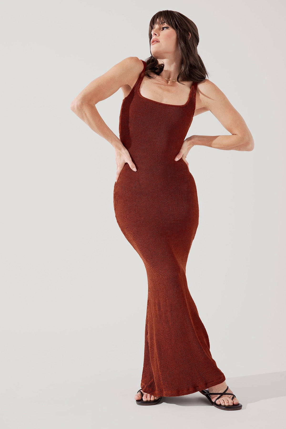 Hourglass Maxi Dress - Castaño Crinkle - Image 8