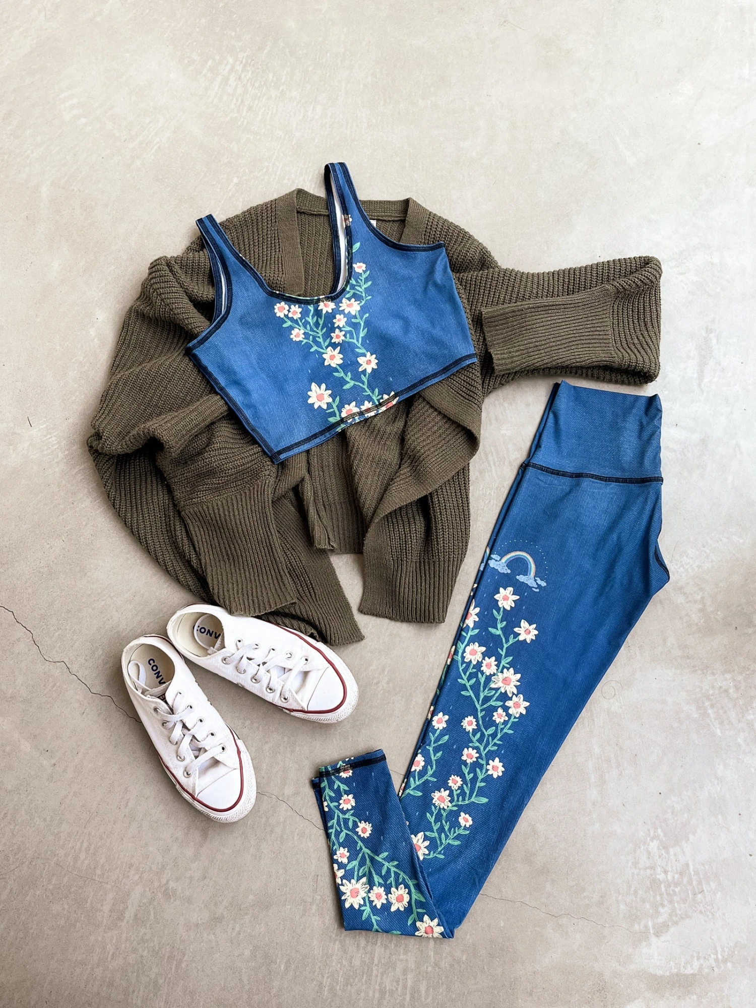 Woodstock Hot Pant - Image 4