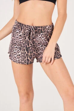 Onzie Divine Short Leopard