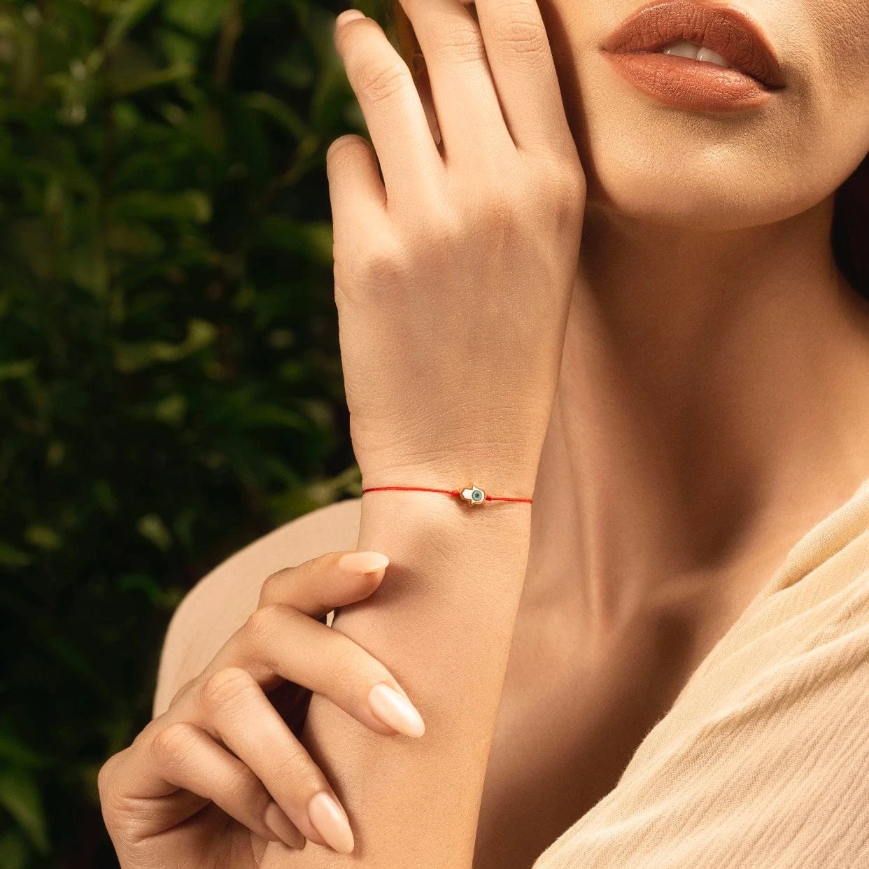 White Enamel Hamsa Red String Bracelet - Image 2