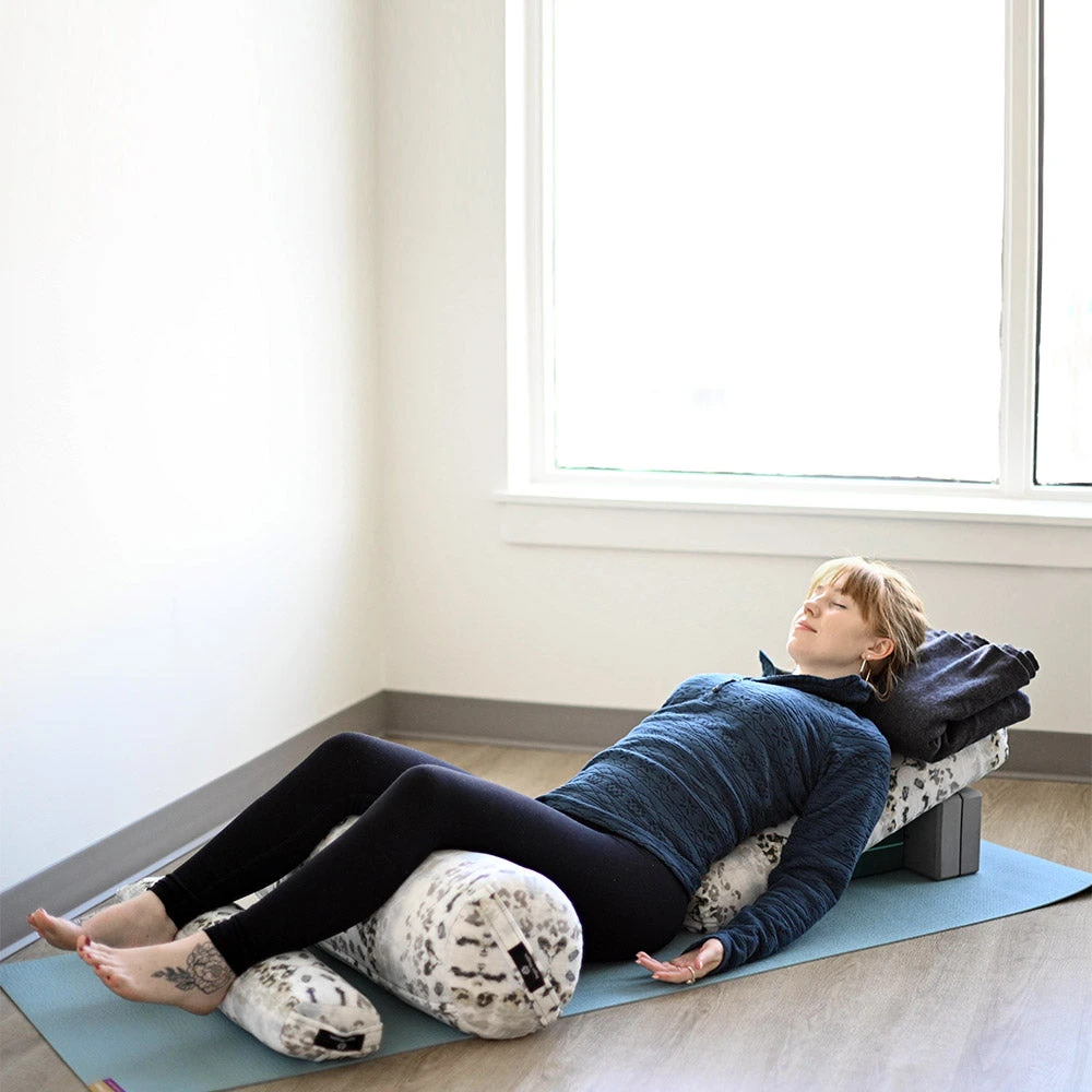 Pranayama Yoga Bolster - Image 16