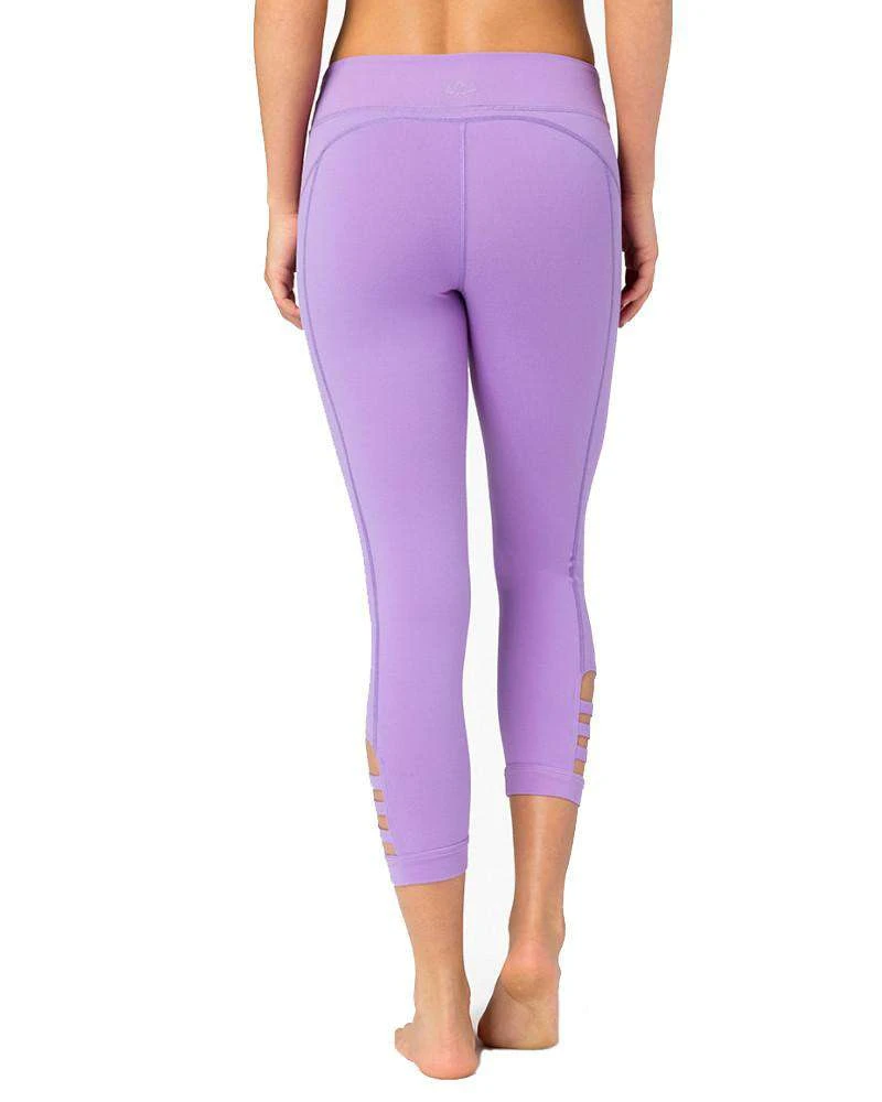 Beyond Yoga Top Notch Yoga Capri - Image 3
